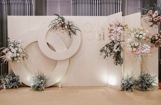 Backdrop Chụp Ảnh Cưới Ngập Tràn Hoa